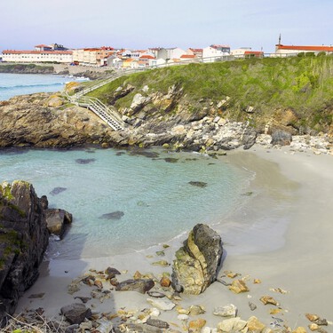 Más allá de Sanxenxo: el pueblo de pescadores lleno de encanto para escapar de las multitudes y pasear cerca del mar