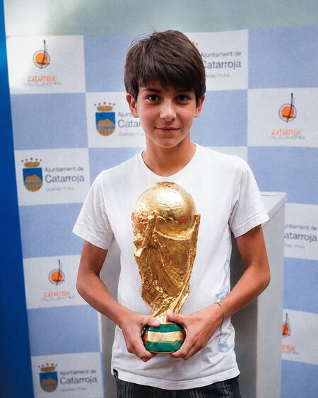 Ferran Torres Jugador Colegio Estudios