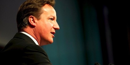 David Cameron: Los hombres que quieran ver porno "tendrán que discutirlo" con sus mujeres