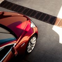 Que no cunda el pánico: según Panasonic los cuellos de botella en la producción del Tesla Model 3 se solucionarán pronto