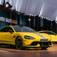 Xiaomi convierte lo imposible en hábito: sus coches encadenan otro mes récord como si nada