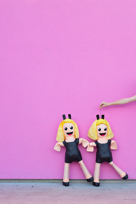 Diy Dancing Girls Emoji Pinata1