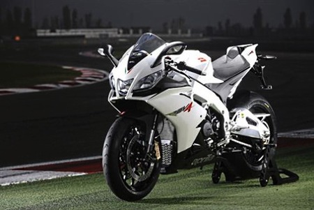 aprilia-rsv4-r.jpg