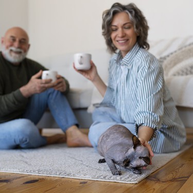 Solo una de cada tres personas de más de 55 ve importante dejar la casa a los hijos: ahora quieren fundirse la herencia para disfrutar de la vida o afrontar el futuro con seguridad  