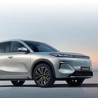 El Geely EX5 EM-i ya tiene precio en México: cuesta lo que un Prius, rinde 105 km en modo eléctrico y es el SUV híbrido enchufable más barato