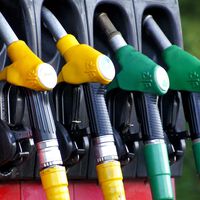 La gasolina será libre de impuestos en México hasta el 18 de marzo, en respuesta al alza de precios