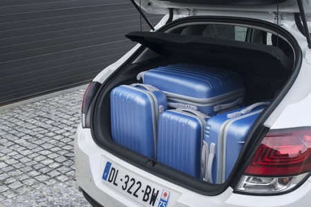 Comparativa Renault Mégane vs Citroën C4: ¿cuál es mejor para comprar?