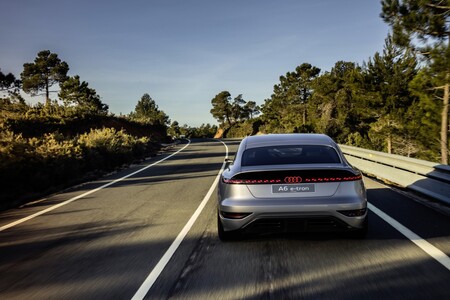 ¡Desvelado! El Audi A6 e-tron concept es un coche eléctrico con 700 km de autonomía que adelanta los futuros compactos de Audi