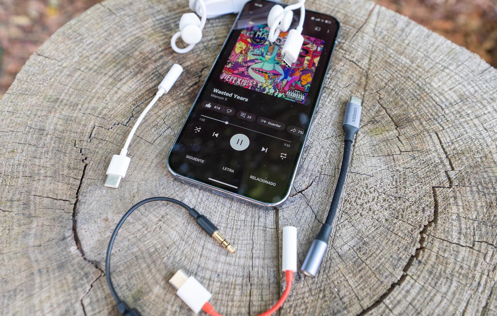 Necesitaba un adaptador para usar mis auriculares con cable y no sabía cuál elegir. Esto fue lo que tuve en cuenta 