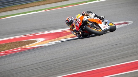 Marc Márquez continúa al frente en el segundo día de pruebas en Austin