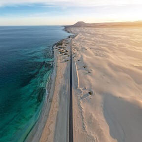 El camino a mi casa es una de las carreteras más fotografiadas de España: dunas eternas, vistas al mar y varias playas impresionantes
