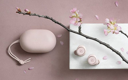 Beoplay E8 Powder Pink Special Edition