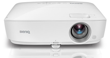 BenQ estrena nuevo proyector de gama baja para montar un home cinema económico