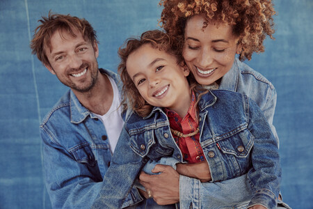 Camisetas, sudaderas, camisas y (por supuesto) vaqueros a mitad de precio en las ofertas de mitad de temporada de Levi's