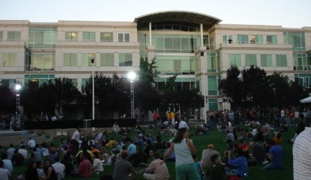 "Ruedan cabezas" en las oficinas de Cupertino mientras Apple trabaja en solucionar los errores de iOS 8.0.1