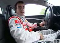 Video de Fernando Alonso jugando con un Mercedes SLR McLaren
