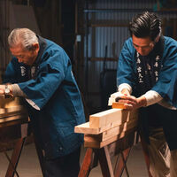 Japón no usa clavos modernos para restaurar sus templos más antiguos. Prefiere una técnica de carpintería con siglos de historia