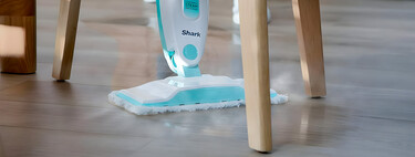 Shark lanza en México su trapeador de vapor barato que limpia y desinfecta sin químicos