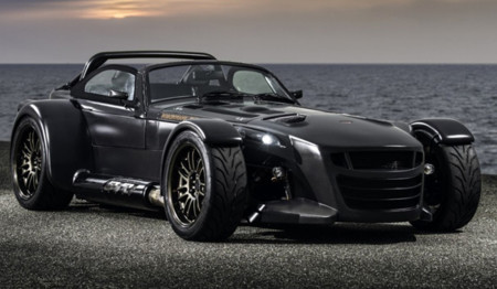 Donkervoort D8 GTO Bare Naked Carbon Edition
