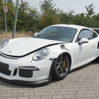 Dolorpasión™: El Porsche 911 GT3 RS, la mujer y la pistola nunca se prestan