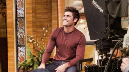 ¿Os imagináis a Zac Efron en mallas y musculitos de héroe? ¡Pues lo mismo se hace realidad!