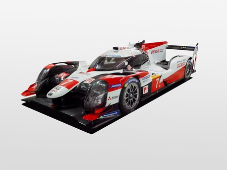 Toyota presenta la última versión de su LMP1 para ganar el WEC antes de los hiperdeportivos