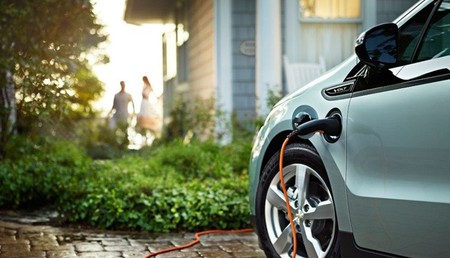 Chevrolet Volt y su cable