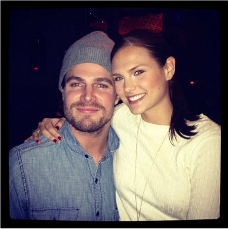 ¡Drama! Mi corazón está hecho pedazos: Stephen Amell se ha casado