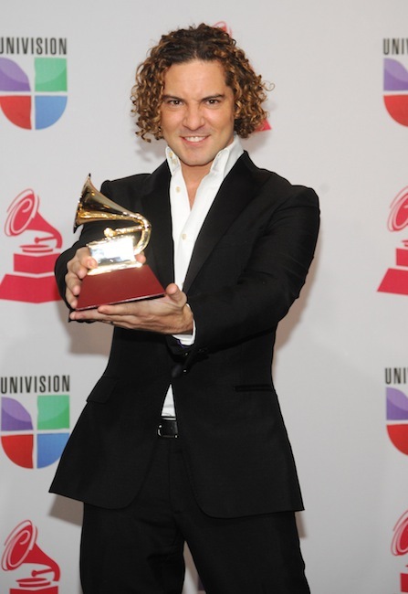 Grammy Latinos 2012: un Juanes que arrasa con todo y Bisbal en su tónica habitual