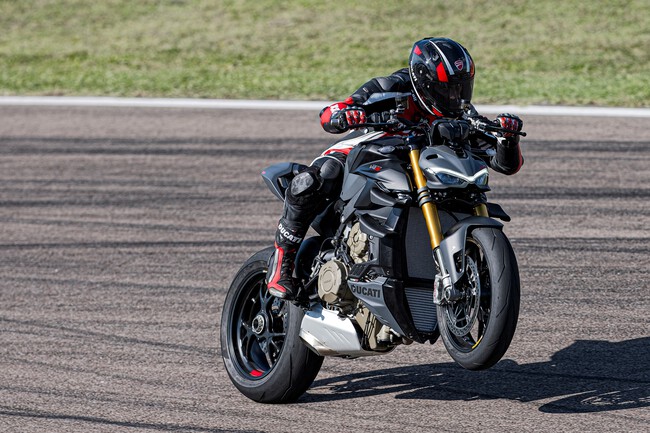 Ducati Streetfighter V4 V4s Y V4 Sp2 2023 004