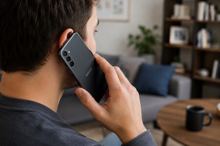 Hablando Por Telefono Con Un Samsung