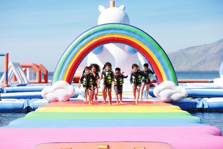 The Inflatable Island, el parque flotante más 'instagrameable' del mundo