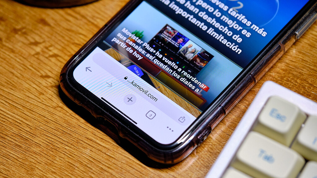 Google se rinde y Chrome copiará la barra de búsqueda de Safari: así puedes activar el buscador en la zona inferior 