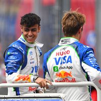 "No voy a dejarle pasar". El 'rookie' de moda de la F1 se rebela contra las órdenes de Red Bull y responde a Max Verstappen 