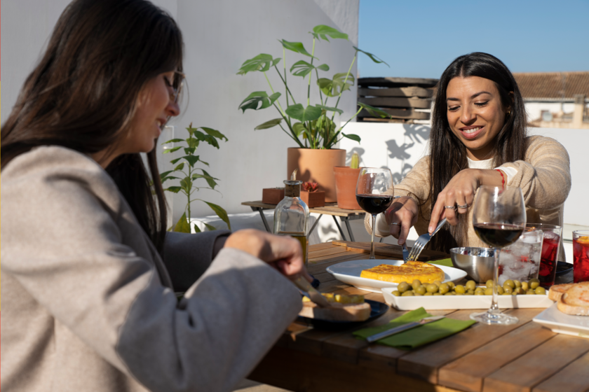 Tras el alquiler de piscinas durante el verano, un nuevo negocio puja al alza en Madrid: terrazas privadas en invierno