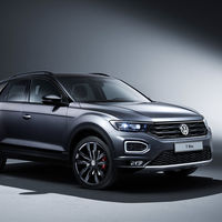 Volkswagen T-Roc recibe un nuevo nivel de personalización y un nuevo motor