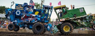 Hemos alucinado con nuestro nuevo deporte de motor favorito: cosechadoras luchando a muerte por la supervivencia