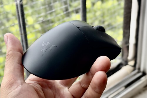 Razer DeathAdder V4 Pro es la evolución más avanzada del legendario DeathAdder, diseñado y pensado para rendimiento competitivo