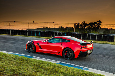 La conducción autónoma es para ir a la oficina: el próximo Corvette quiere que tú quemes sus llantas