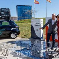 ¡Sin cables! En Zaragoza ya puedes cargar tu coche eléctrico por inducción como si fuese un móvil: hasta 50 km en 10 minutos 