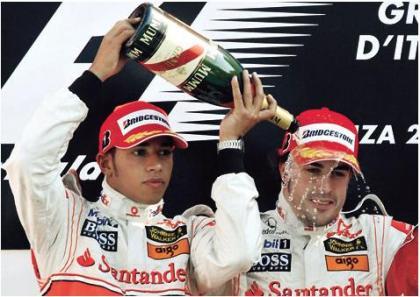 Lewis Hamilton no se lo ha puesto fácil a Fernando
