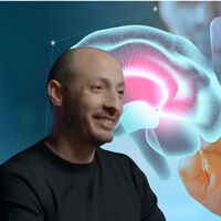 "Nuestro cerebro espera continuamente a ser reeducado": cómo hacerlo cada día para ser feliz, según este investigador en neurociencia 