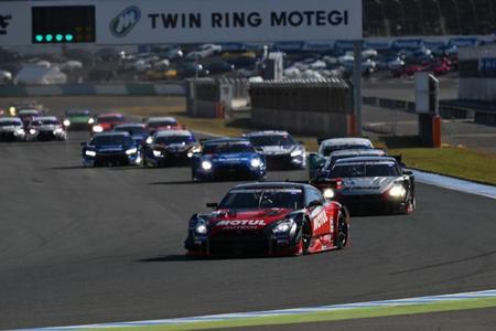 Nissan y BMW se proclaman campeones del Super GT en Motegi