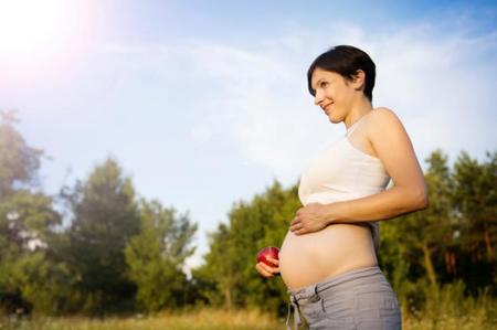 Tomar vitamina D en el embarazo ayuda a prevenir caries en los niños