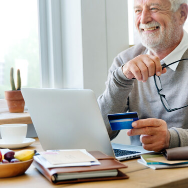 Cobro de la pensión de diciembre 2025: fechas de pago de cada banco 