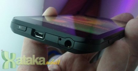 Precios Samsung Galaxy Nexus con puntos, HTC Explorer en prepago y LG Optimus Black con Vodafone