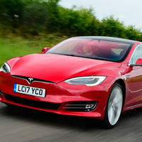 Objetivo: Porsche Taycan. Elon Musk pone al Tesla Model S camino de Nürburgring