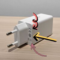 Los cargadores están llenos de símbolos: aprender a leerlos es sencillo y te ayudará a usarlos bien