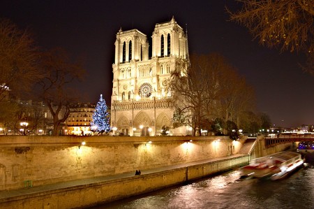 Mercadillo Navideno De Paris Notre Dame