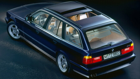 Bmw M5 Touring E34 0